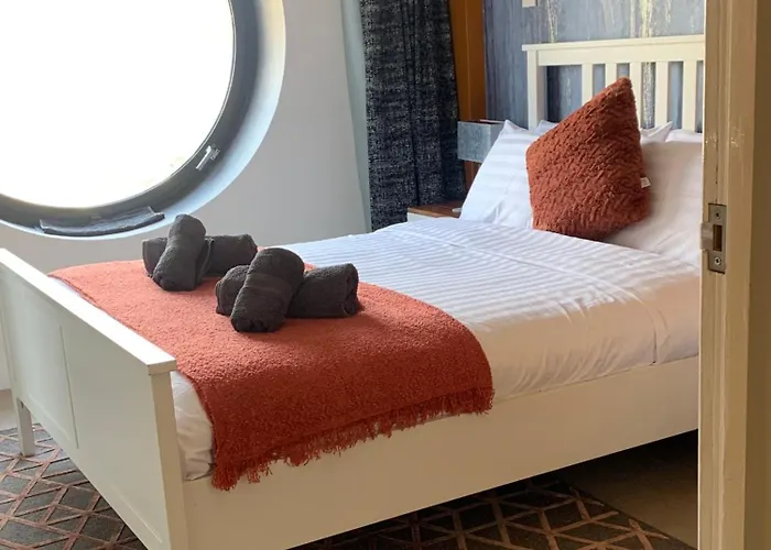 Centre Luxury 2 Bed Sleeps 6 Fantastic Views